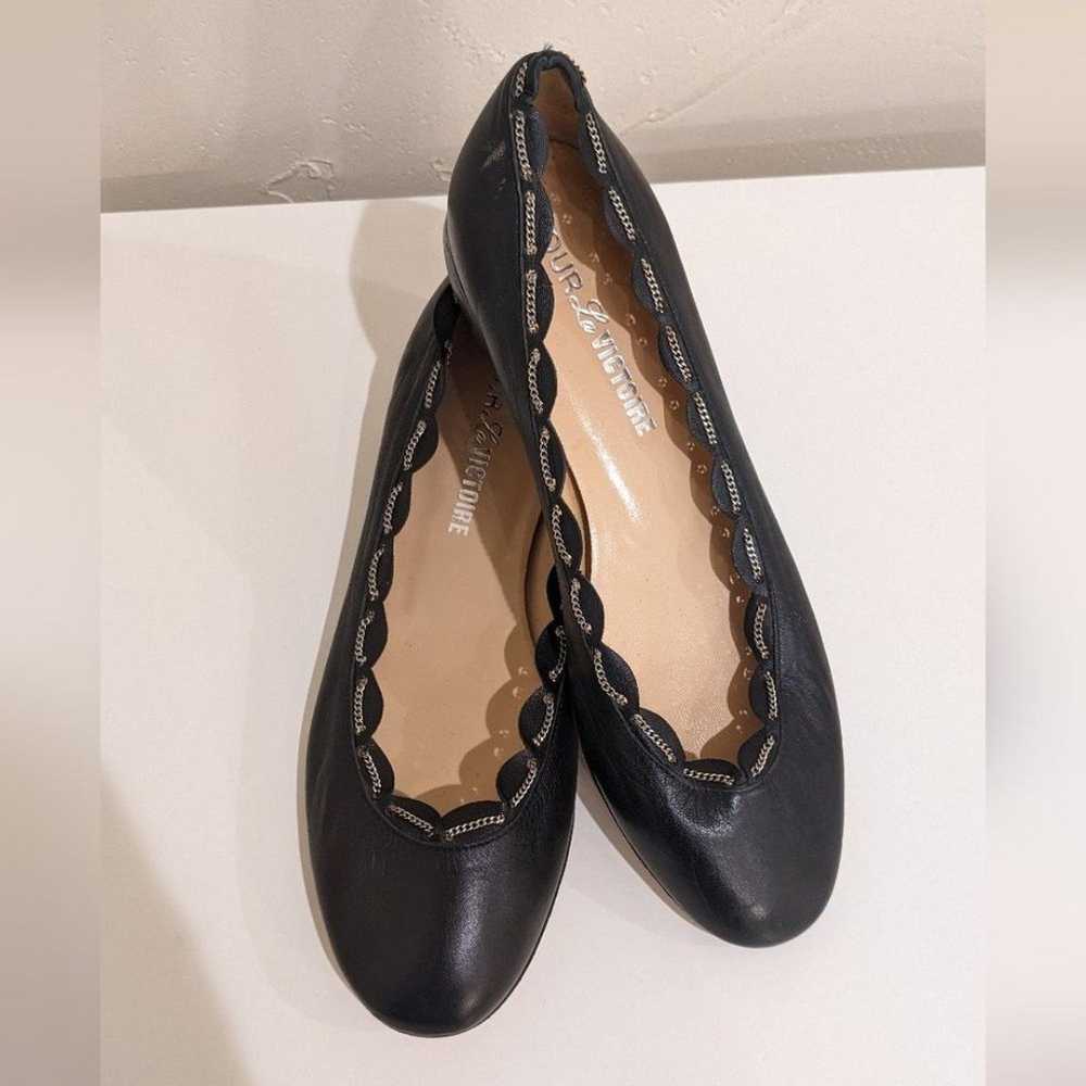 Pour La Victoire | Black Leather Flats - image 7