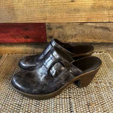 Born Metallic Buckle Heeled Mule Size 11