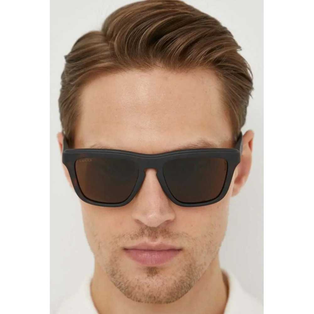 Gucci Sunglasses - image 6