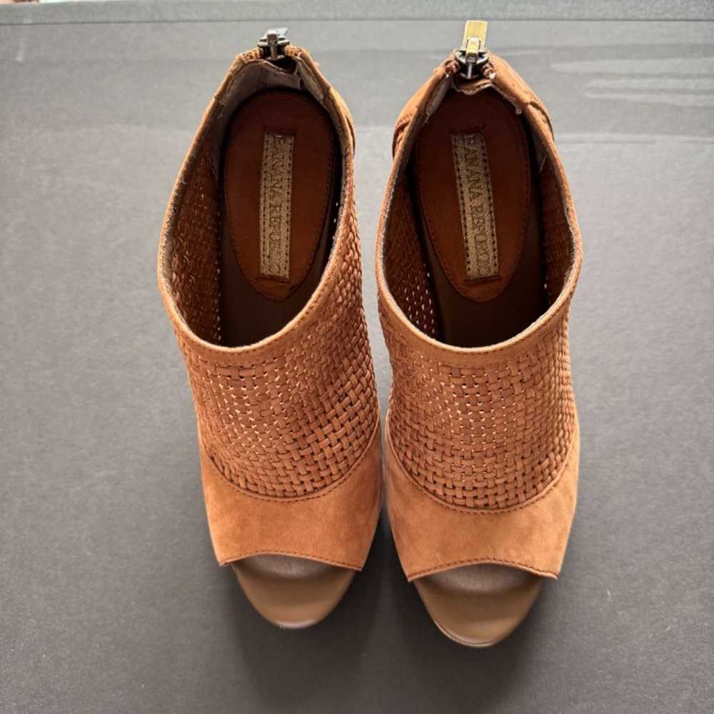 Banana Republic Tan Brown Woven Suede Peep Toe An… - image 7