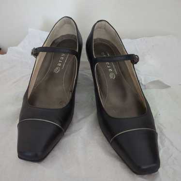 Aravon black pumps with straps. - image 1