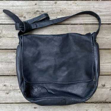 m0851 | Small Bags in leather