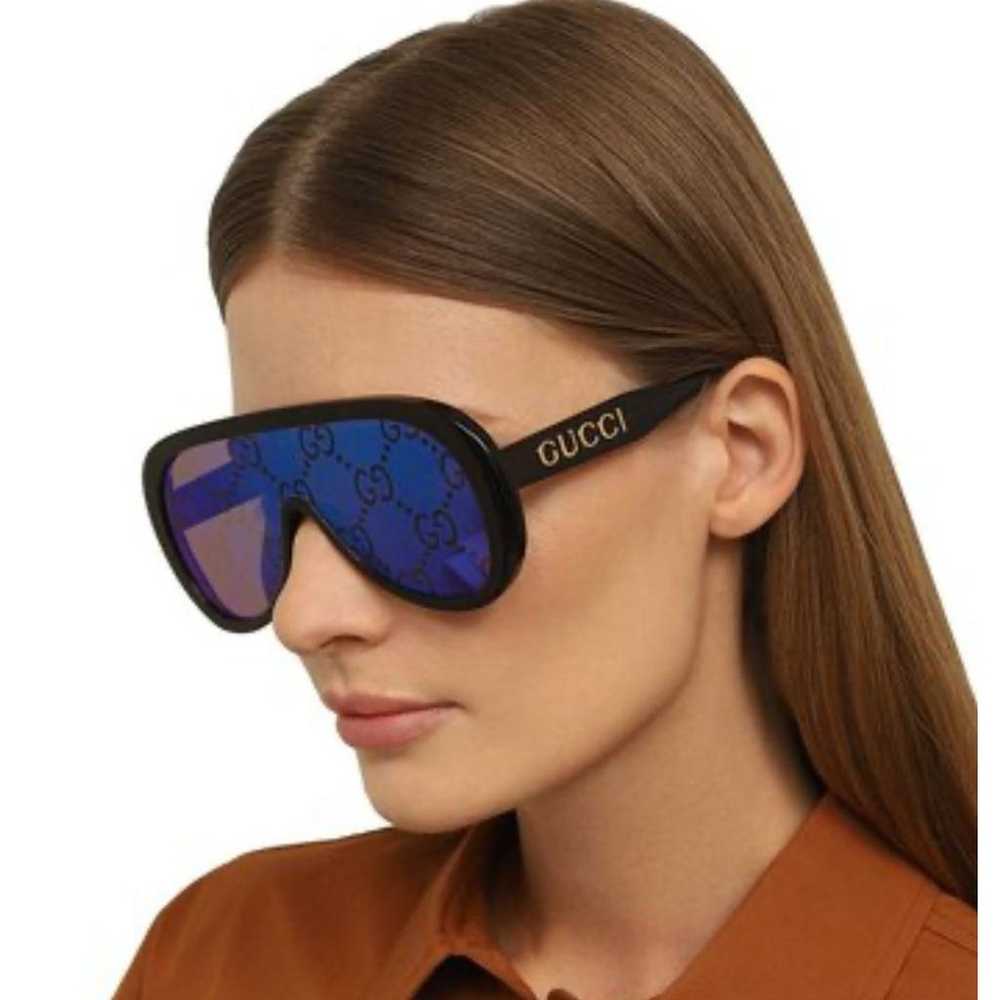 Gucci Oversized sunglasses - image 2