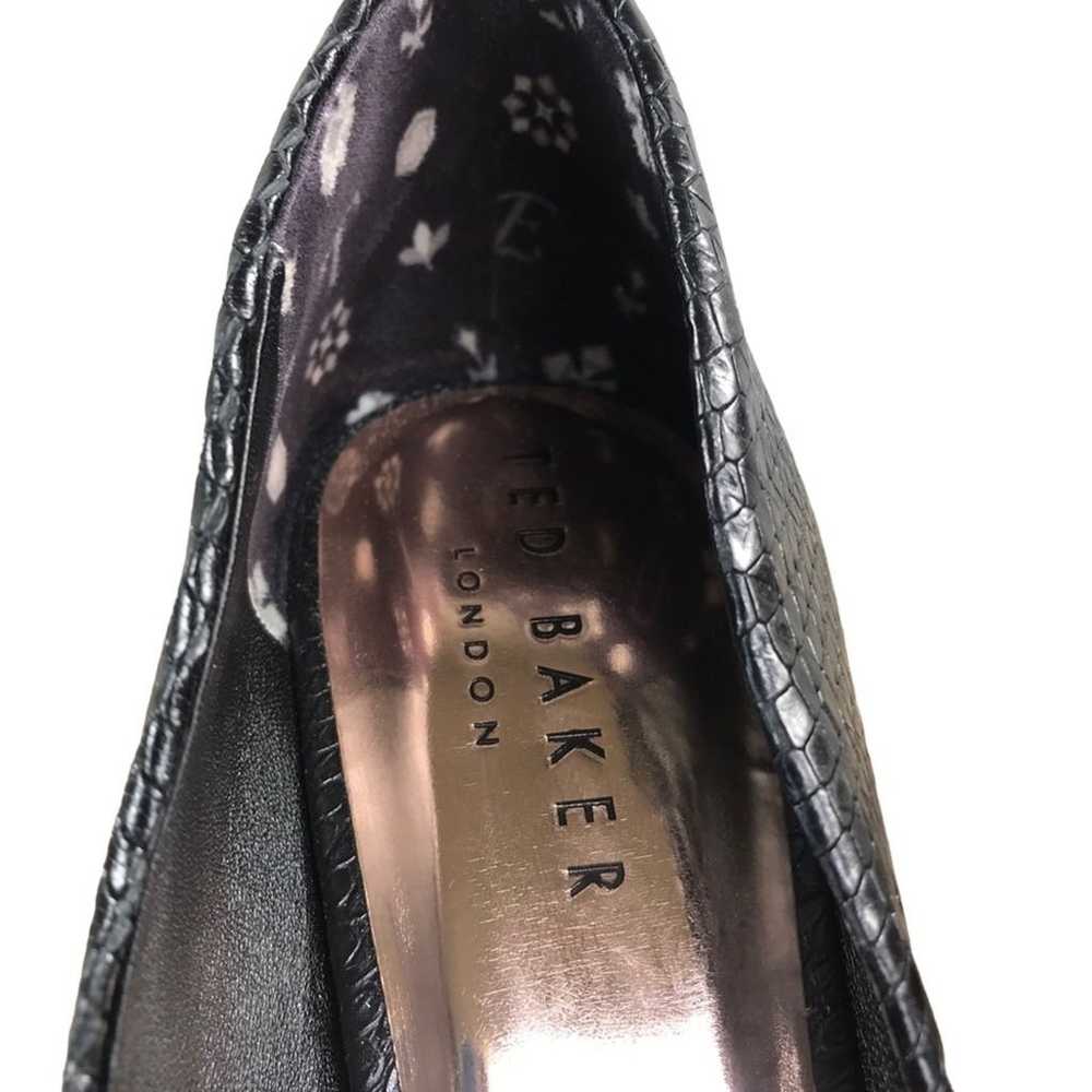 TED BAKER LONDON Pump Women Sz 8 Embossed Pointed… - image 5