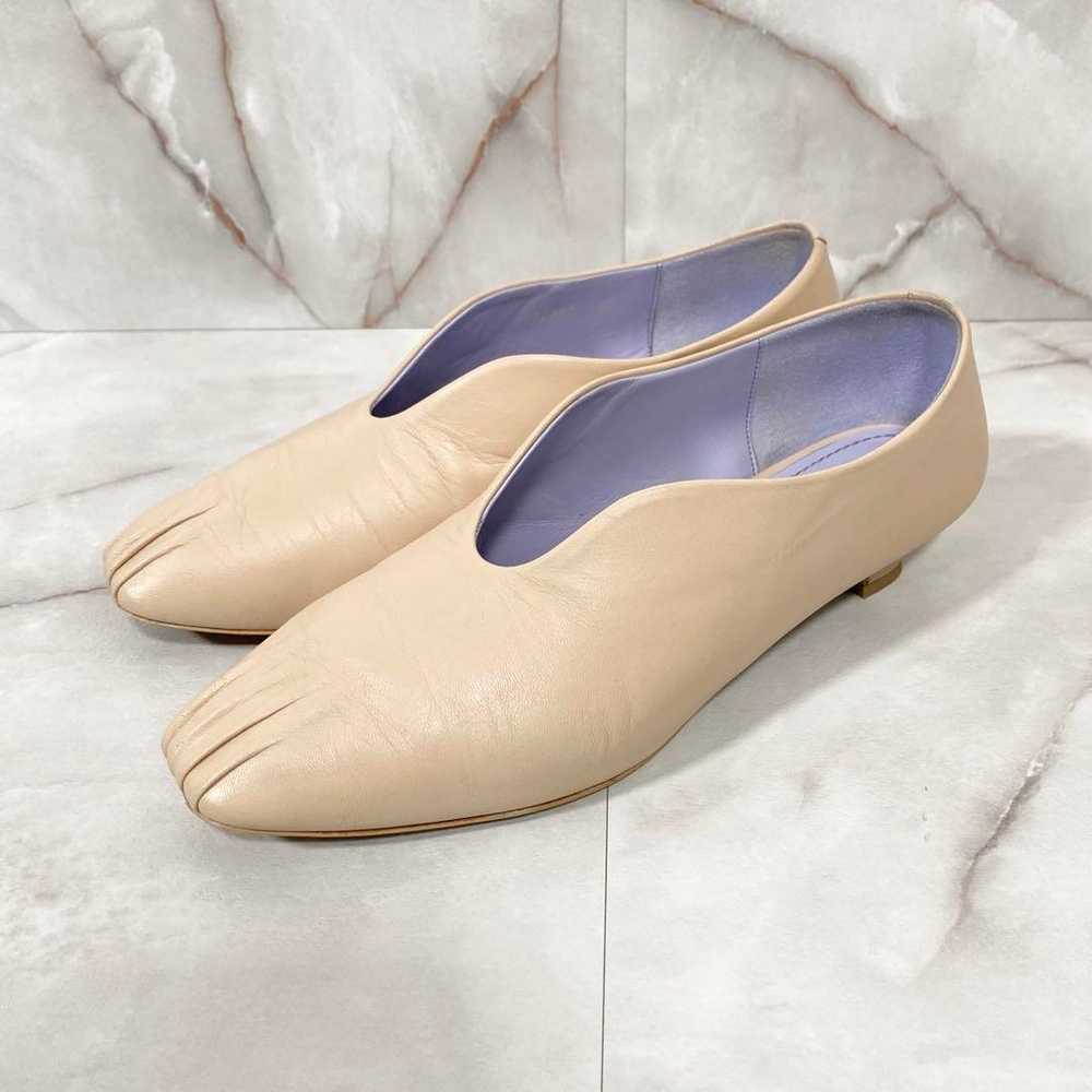 A13880 Mamekurogo-uchi 22ss Curved Low-Heel Pumps… - image 1