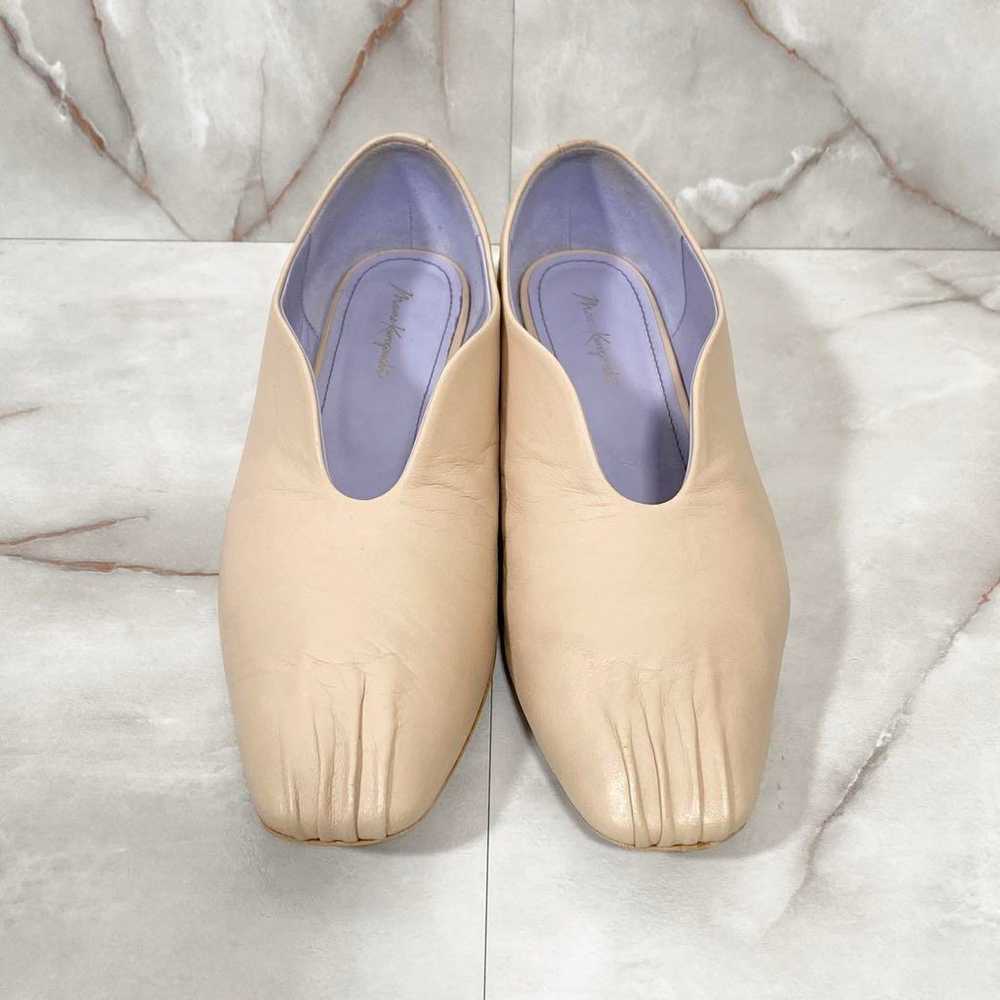 A13880 Mamekurogo-uchi 22ss Curved Low-Heel Pumps… - image 2