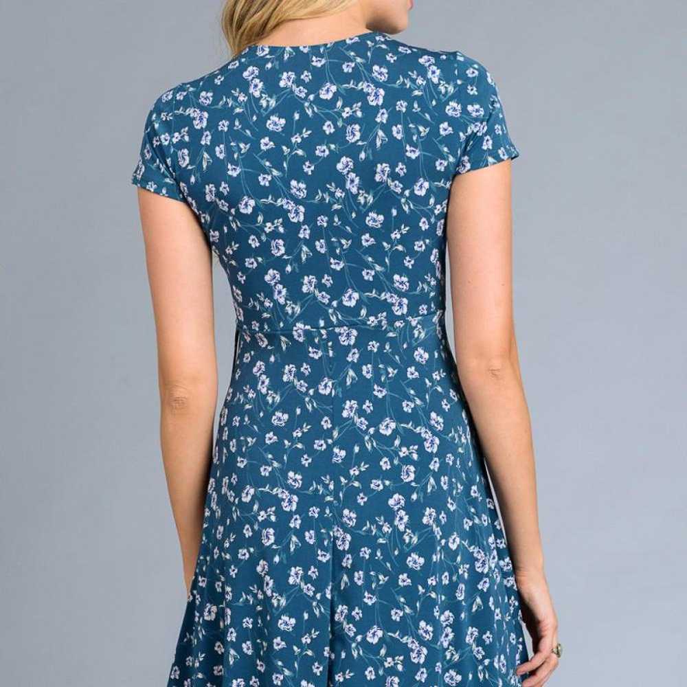 41 Hawthorn Blue Floral Faux Wrap Short Sleeve Dr… - image 2