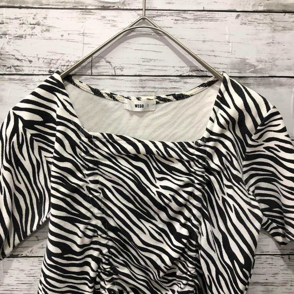 WEGO [F] Zebra Print Short Sleeve T-Shirt with Fr… - image 5