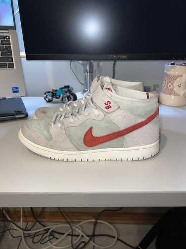 Nike Nike SB Dunk Mid White Widow