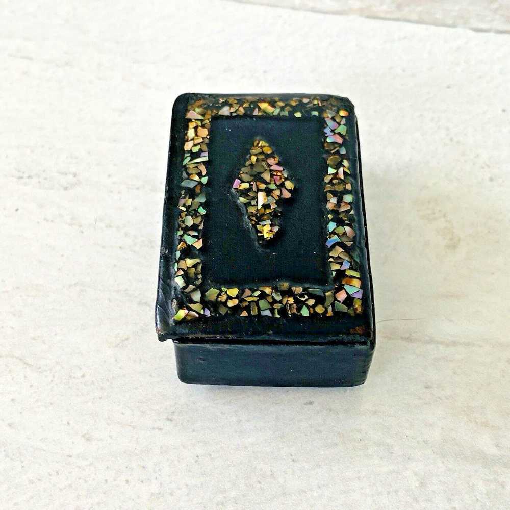 Vintage Black Lacquer Abalone Shell Pill Box Like… - image 3