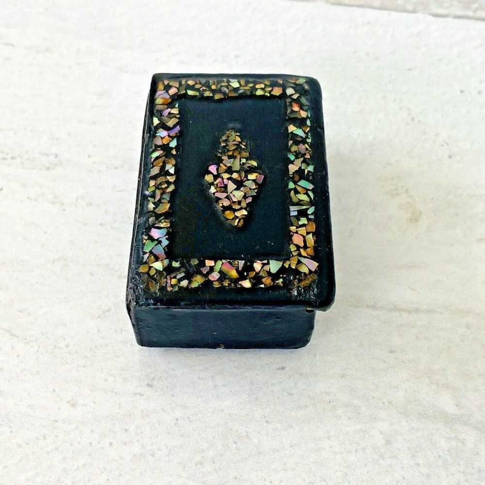 Vintage Black Lacquer Abalone Shell Pill Box Like… - image 4