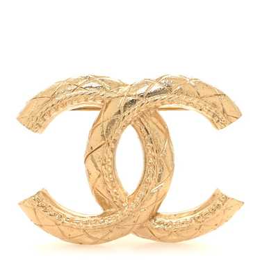 CHANEL Metal CC Quilted Brooch Light Gold