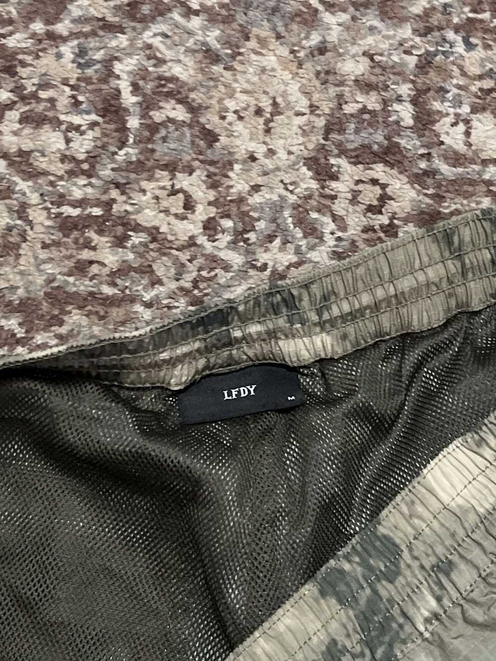 LFDY Live fast green camo shorts - image 2