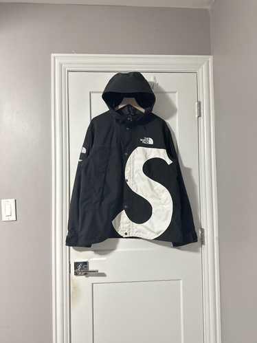 Supreme × The North Face Supreme X North Face Jack