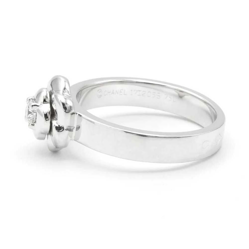 Chanel Camélia white gold ring - image 5