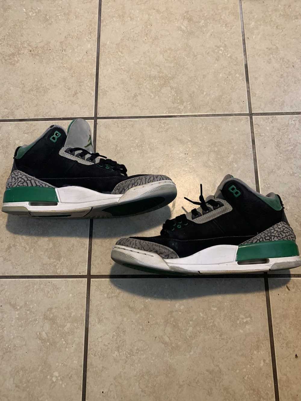 Jordan Brand × Nike Retro jordan pine green 3s - image 3