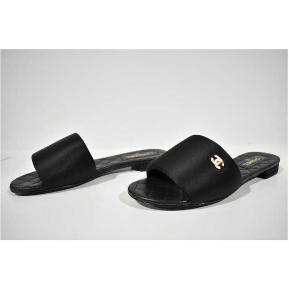 Chanel Leather sandal - image 2