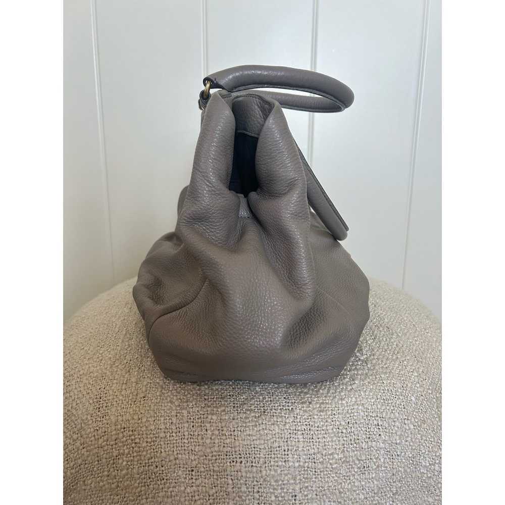 Marc Jacobs Fran Cement Gray Leather Shoulder Tot… - image 6