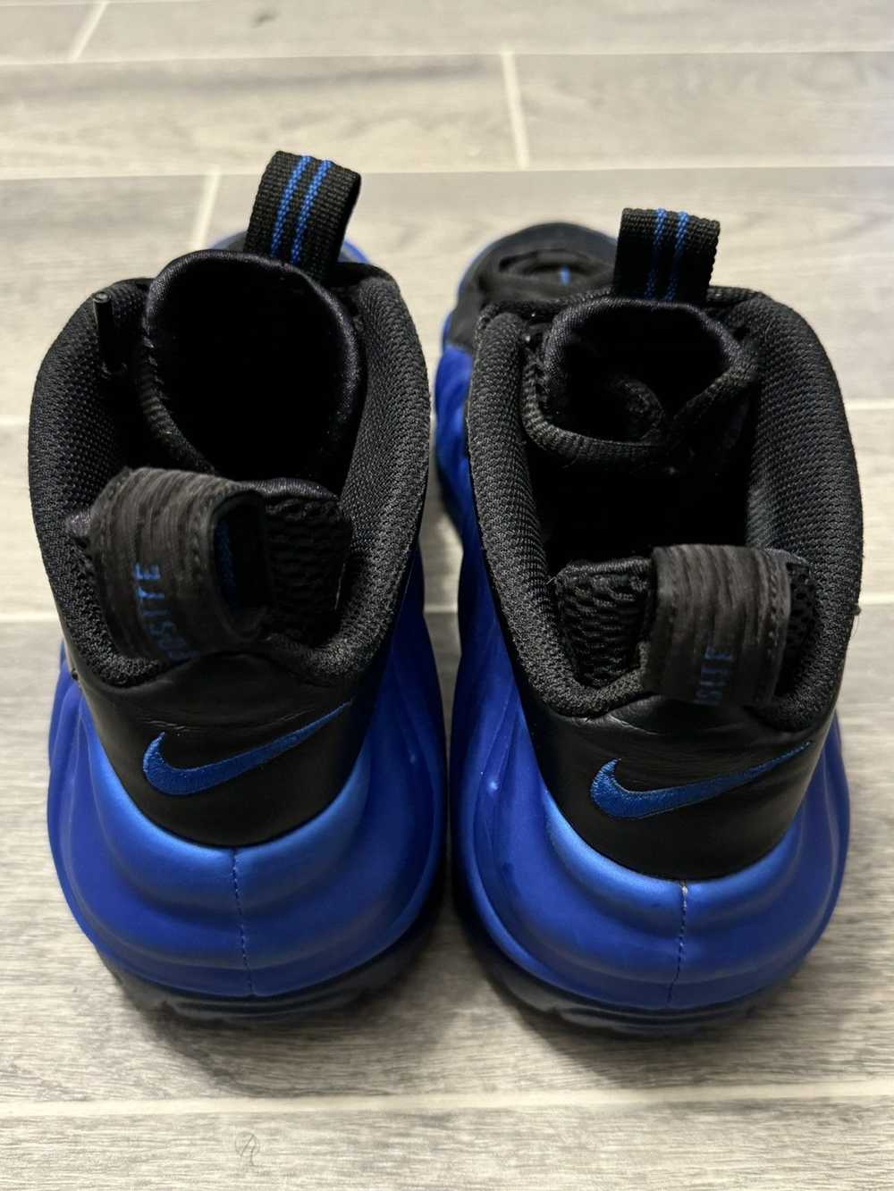 Nike Nike Foamposite Pro Hyper Cobalt - image 4