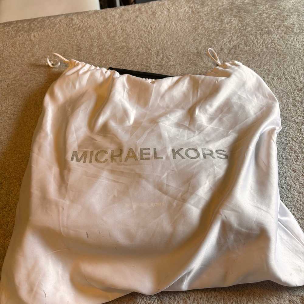 michael kors purse - image 7