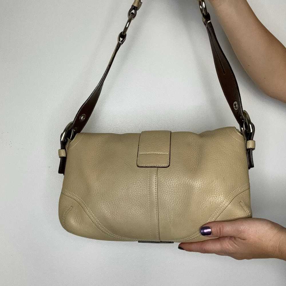 Vintage Y2K Coach Soho Pocket Flap Bag in Beige L… - image 2