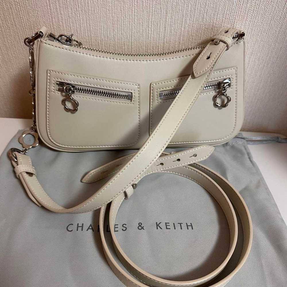 Charles & Keith Flower Shoulder Bag. - image 5