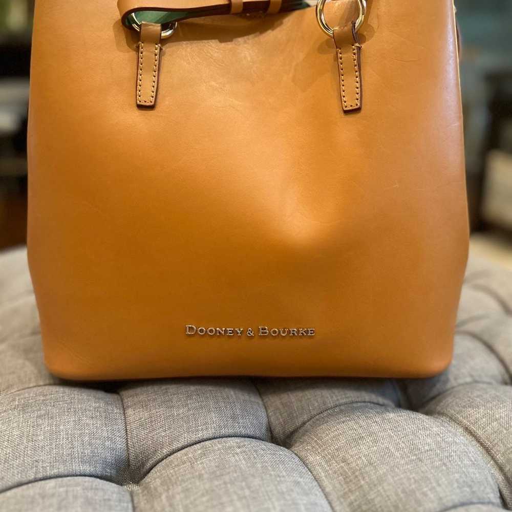 Dooney & Bourke - image 4