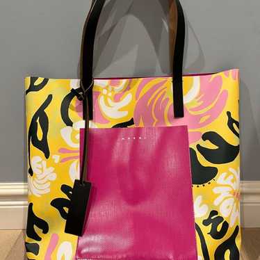 MARNI Flower Pattern Tote Bag [Excellent Conditio… - image 1