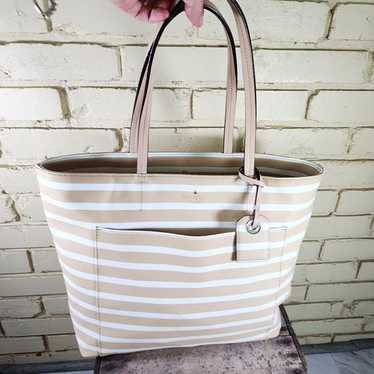 Like New Kate Spade Tan & White Tote Bag XL - image 1