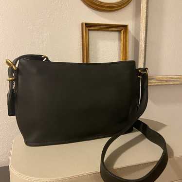 VINTAGE COACH EQUESTRIAN BLACK 9802 SHOULDER SATC… - image 1