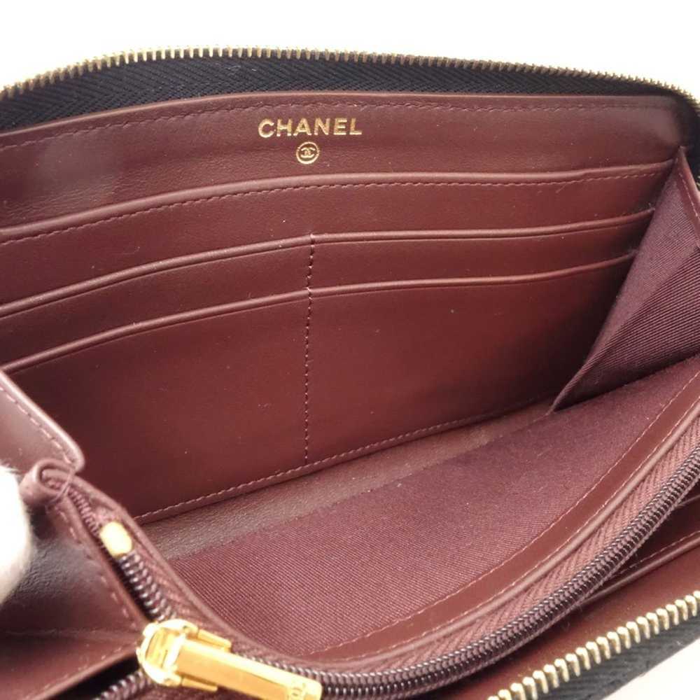 Chanel Matelassé Black Leather Wallet (Pre-Owned) - image 4