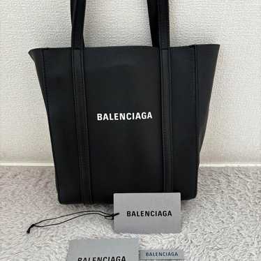 Balenciaga Everyday Tote Bag