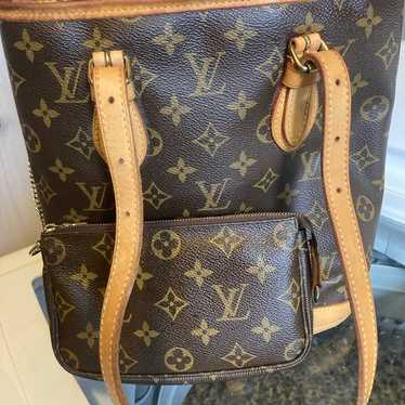 Louis Vuitton bucket purse