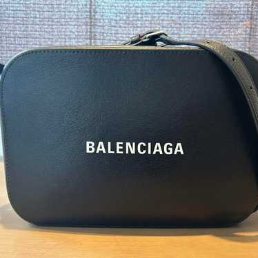 Balenciaga Everyday Camera Bag S Black [Used] - image 1