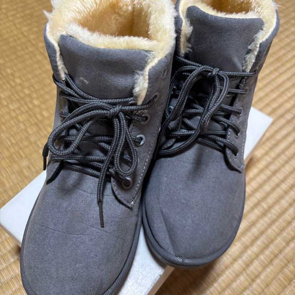 Grey suede high-cut boots with fur lining - image 1