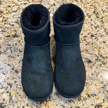 UGG classic mini boot