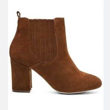 Steve Madden Gasto rust suede square toe booties s