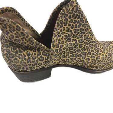 Lucky Brand Leopard Booties size 8 Fall booties