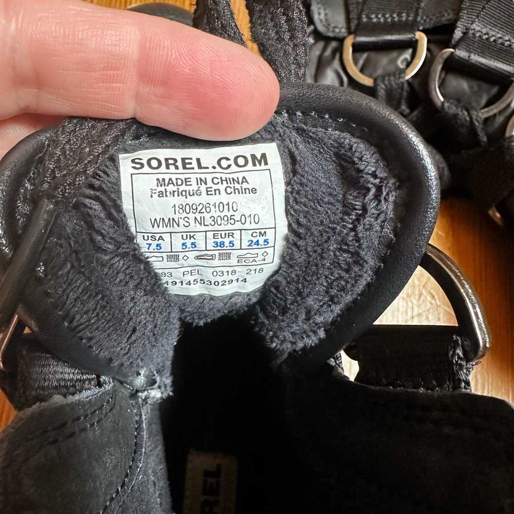 Sorel womens Kinetic black lugged sole lace up an… - image 4