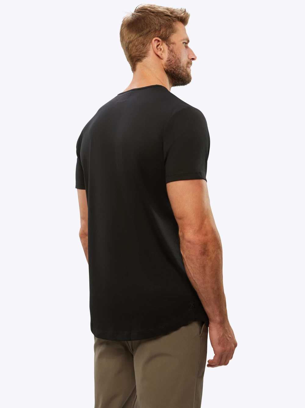 CUTS AO Curve-Hem Tee | Black Signature-fit PYCA … - image 2