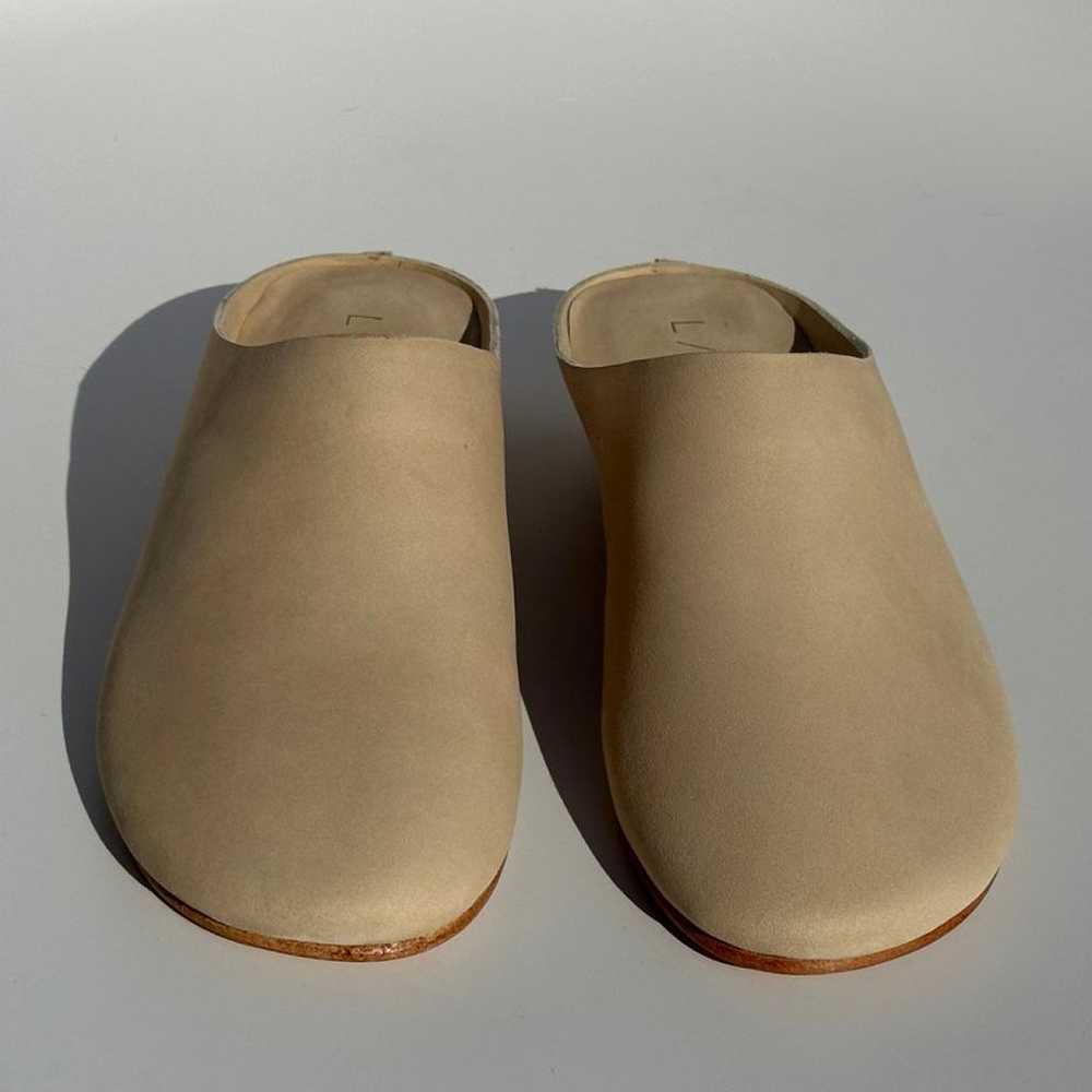 Lauren Manoogian Leather mules & clogs - image 3