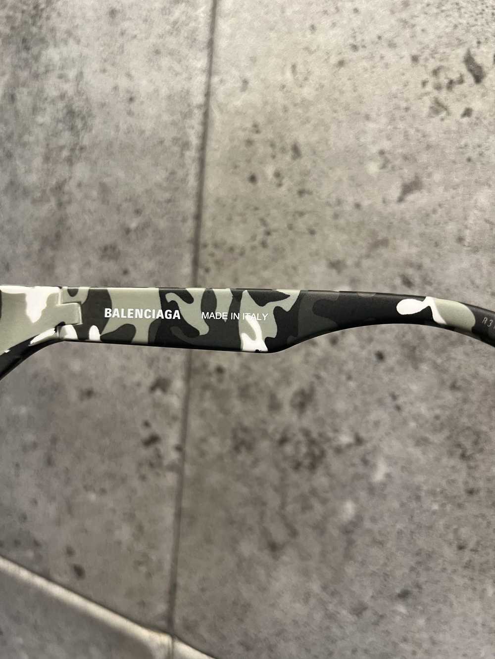 Balenciaga Balenciaga XPander SNOW CAMO sunglasses - image 3