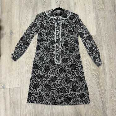 Vintage Black floral dress with lace