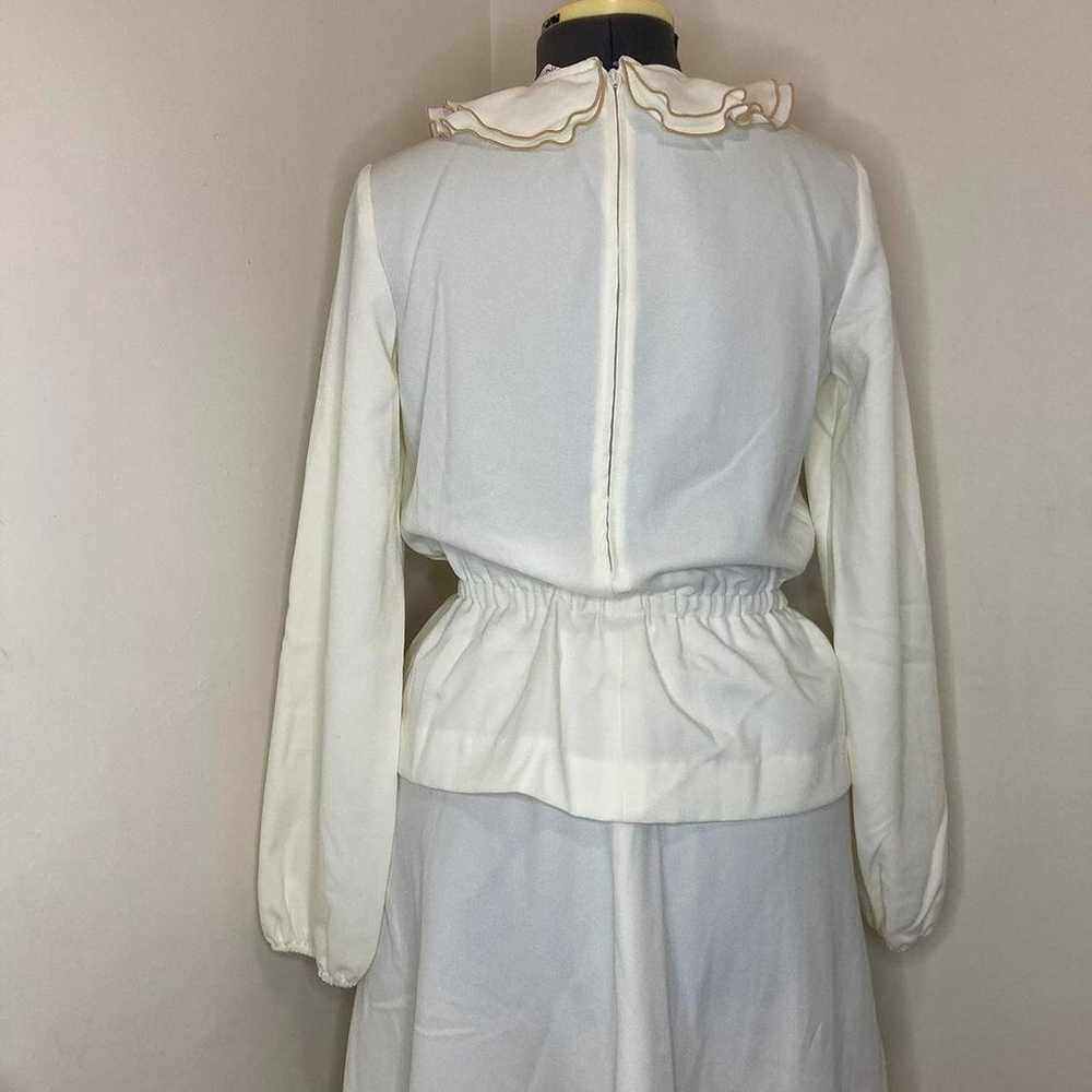 Vintage American Women's White and Cream Dress - image 3