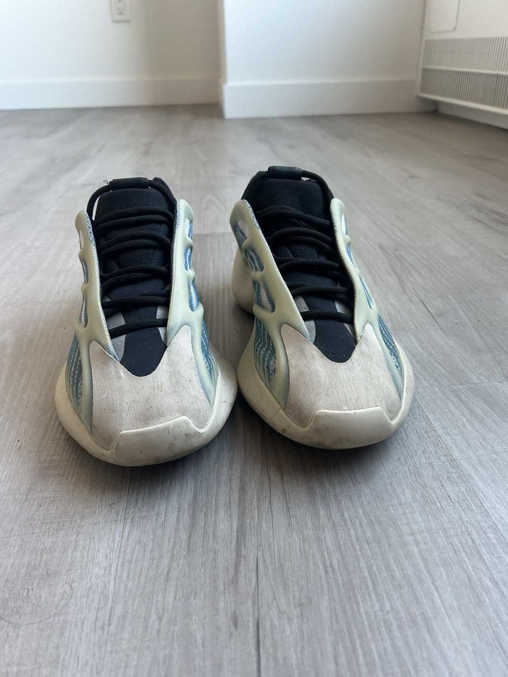 Adidas × Yeezy Season Yeezy 700 V3 Kyanite - image 5