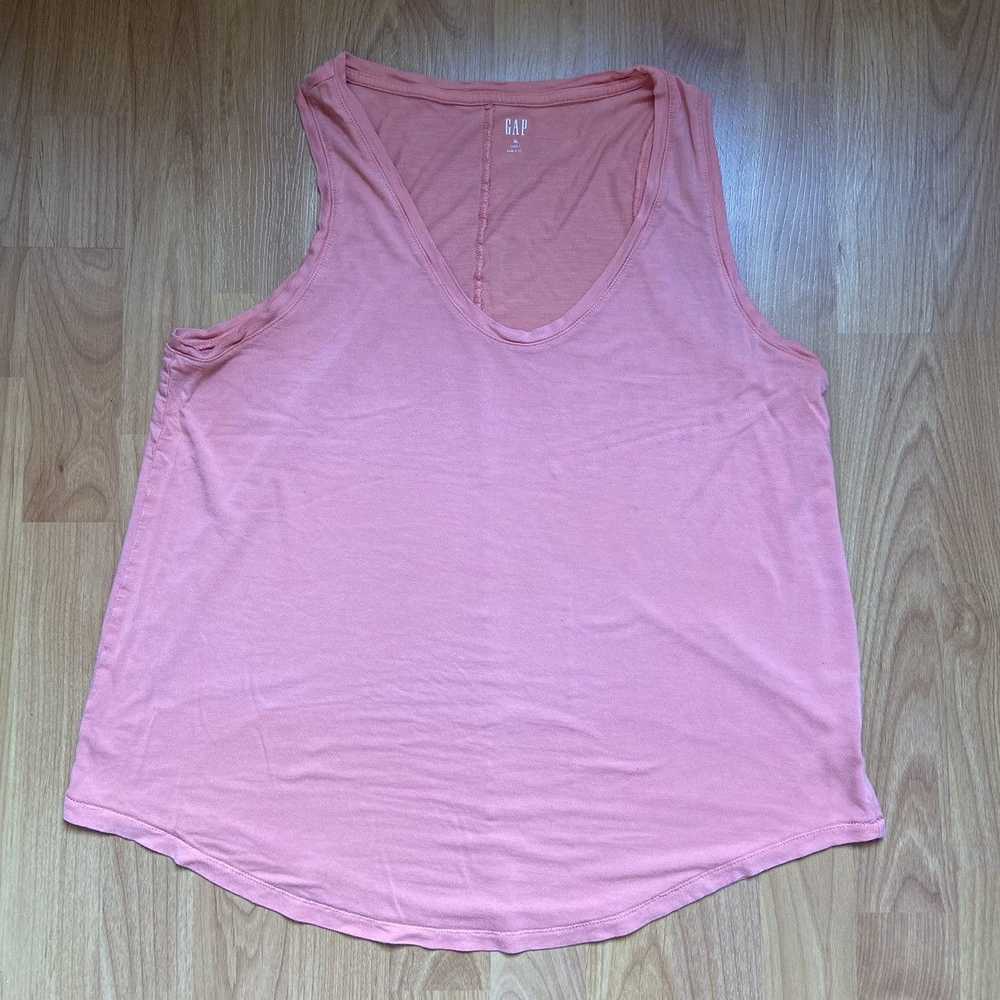 Gap Gap Women’s Coral Tank Top Size XL - image 1