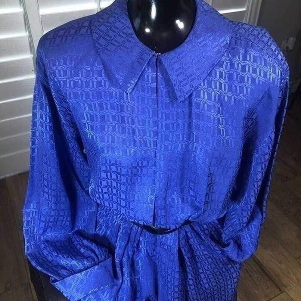 Vtg 80s Liz Claiborne 100% Silk Royal Blue Emboss… - image 9