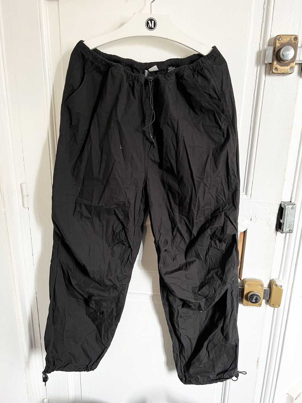 Japanese Brand × Streetwear Y2K Parachute Pants J… - image 1