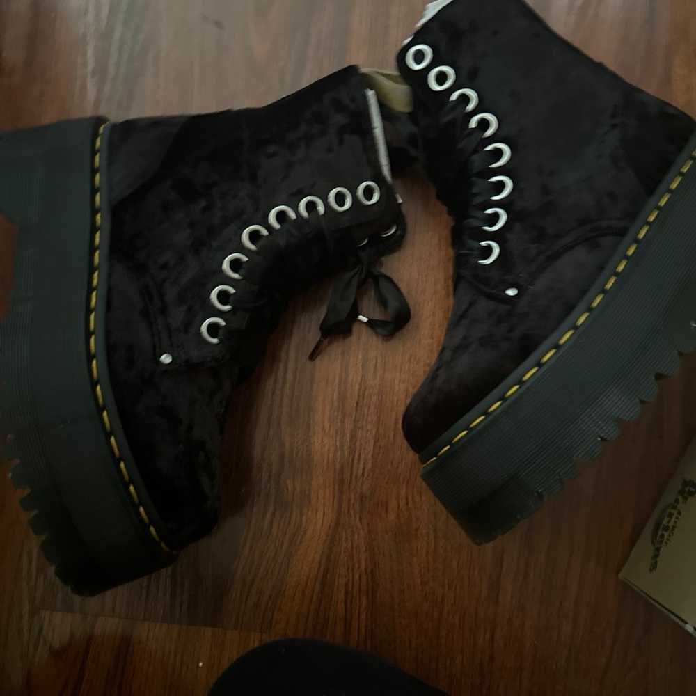 Dr. Martens Jadon Max Boots - image 1