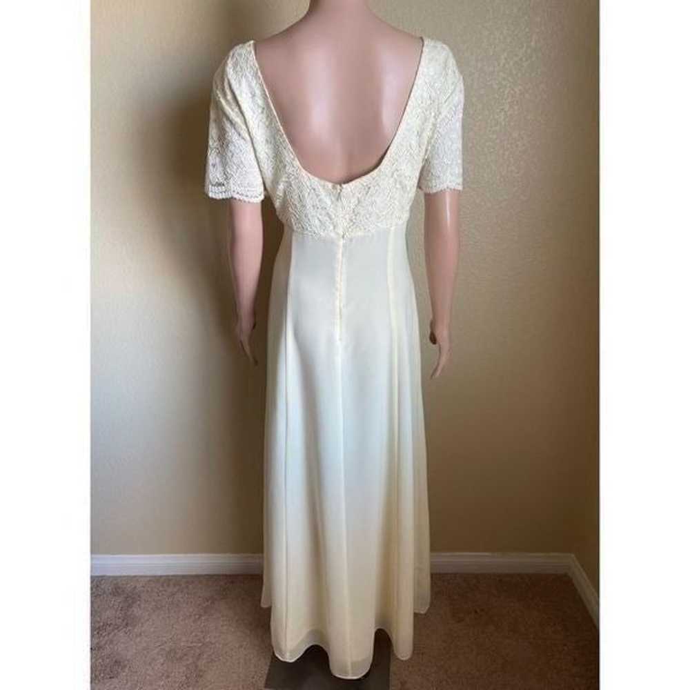 VTG Lanz of Salzburg Pale Yellow/Ivory Lace Gown … - image 4